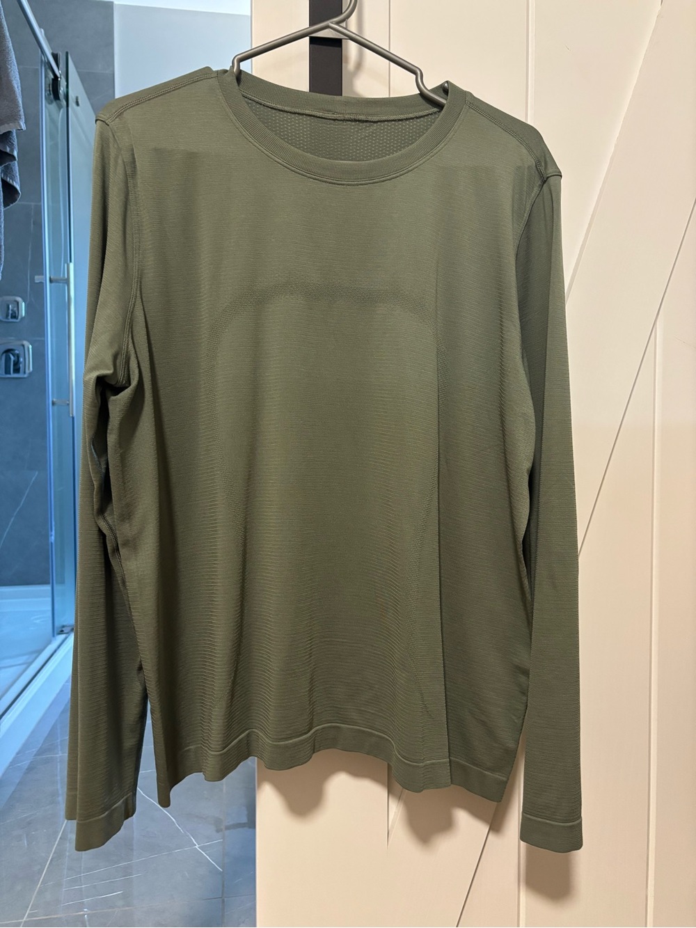 🍃 lululemon Relaxed LS swiftly